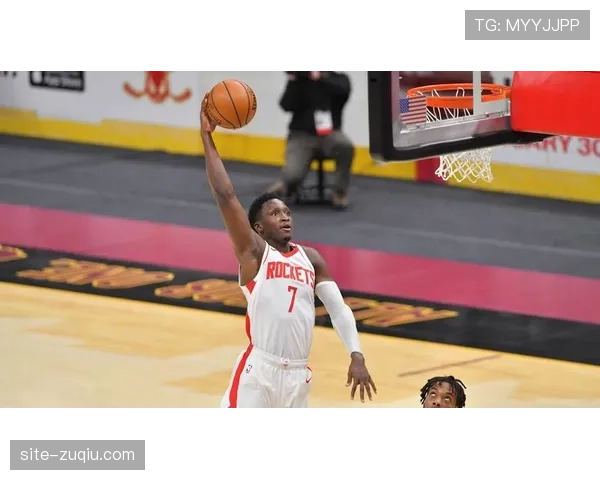 德章泰·默里交易至尼克斯后 场均助攻数据显著上涨 德章泰·默里交易至尼克斯后 场均助攻数据显著上涨